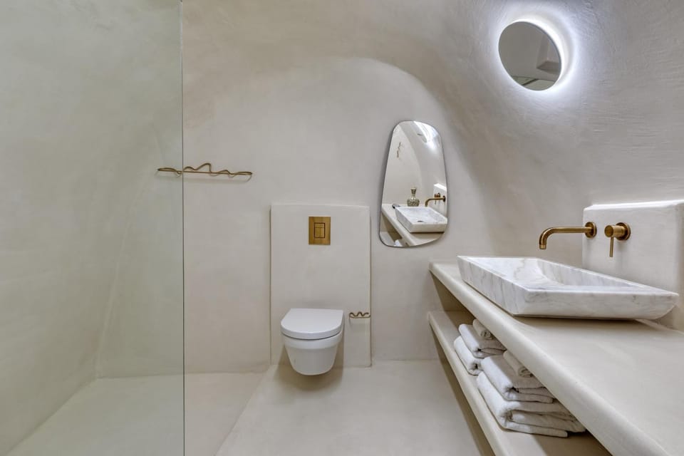 Kore Cave House by Oias Local Cave Houses Apartment in Oia