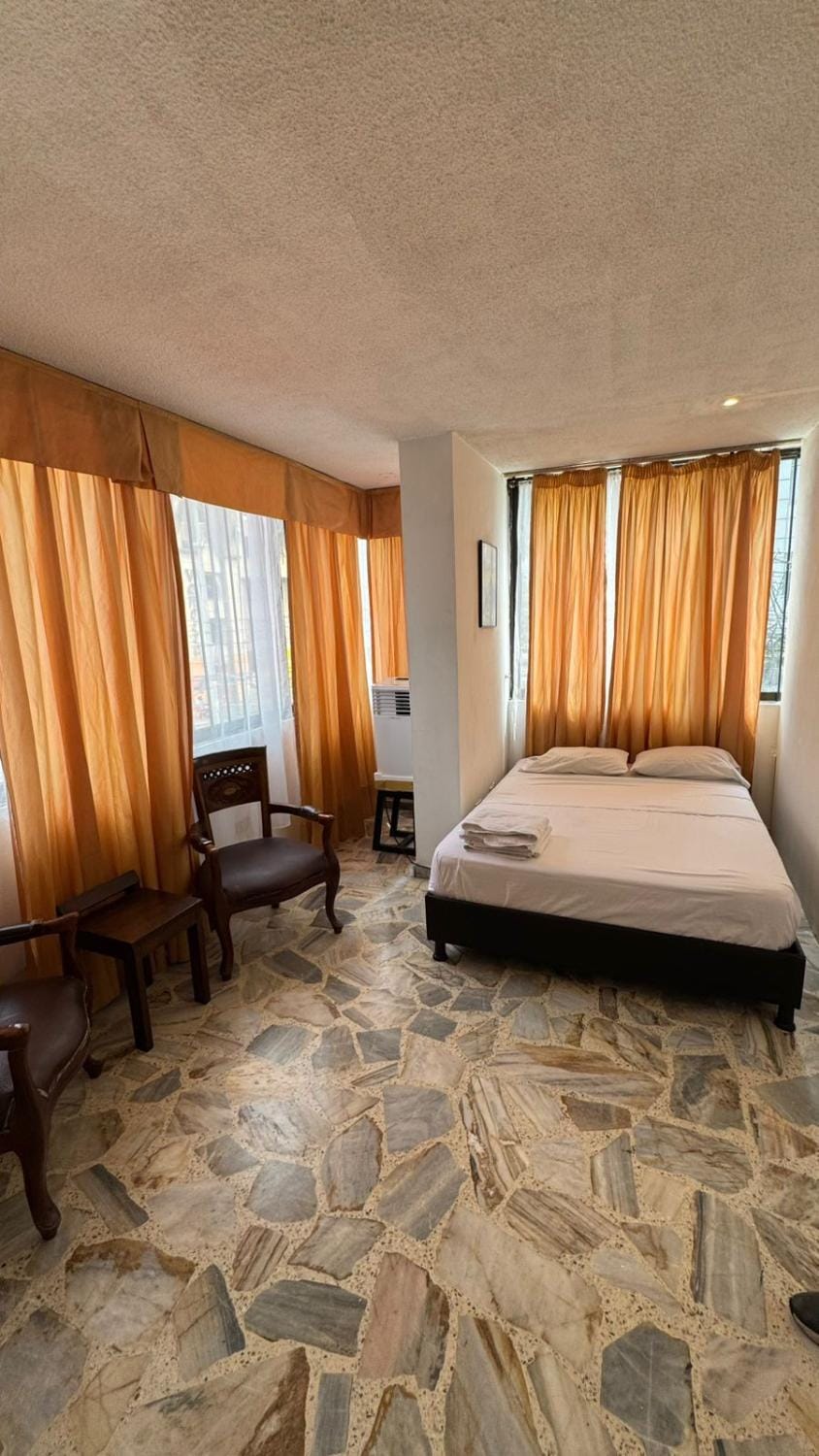 Hotel Montecarlo Apartment in Cali