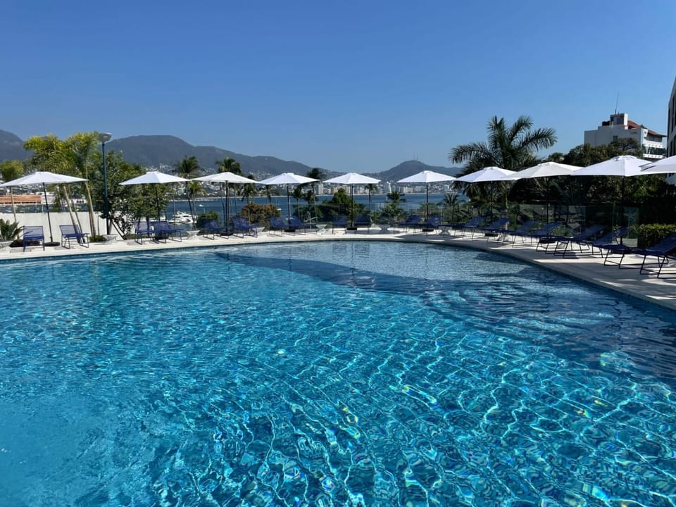Pool view, Swimming pool