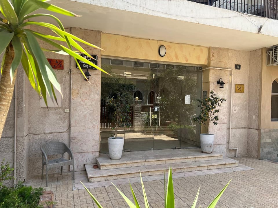 Maison de Lama - Expat friendly, AirCon, Garden access Apartment in Cairo Governorate