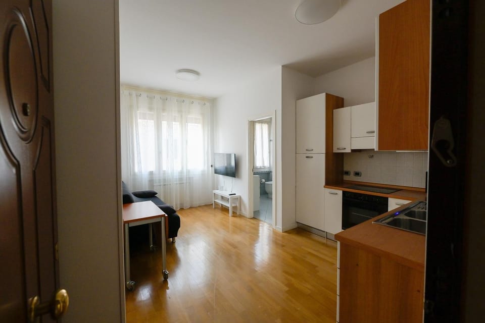 Living room, Photo of the whole room, Seating area
