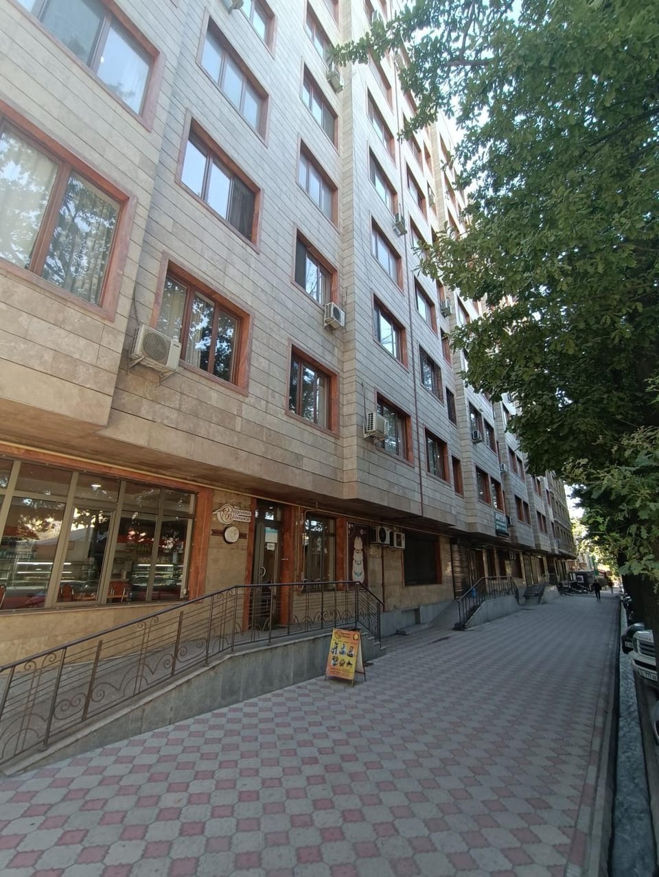 Property building, Day, Neighbourhood, Location