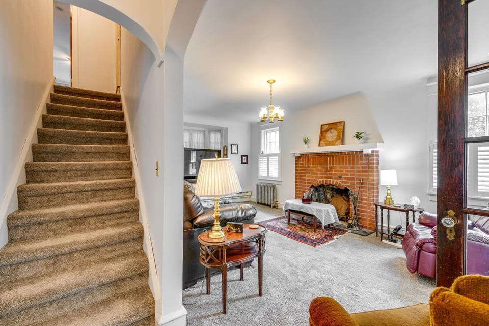 8 Mi to Elk Mountain Ski Resort: Clifford Home! House in Clifford