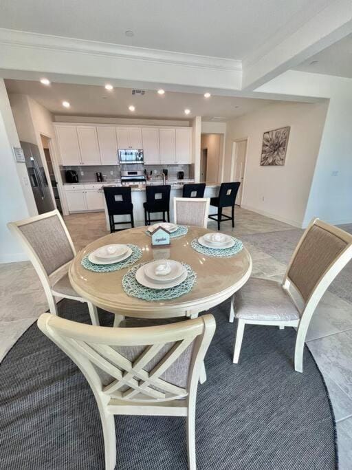 Brand-New, Beautiful & Stylish Home in Sacramento! House in Sacramento