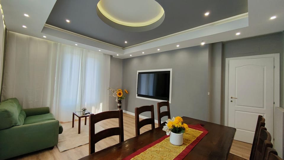 Ampio appartamento per famiglie Apartment in Imperia