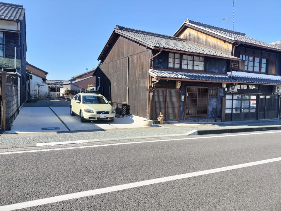 古民家クルンズ Apartment in Tokyo Prefecture