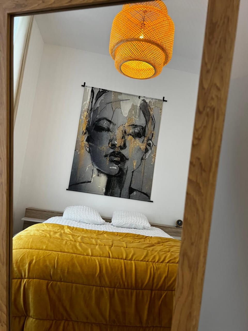 Bed, Decorative detail, Bedroom