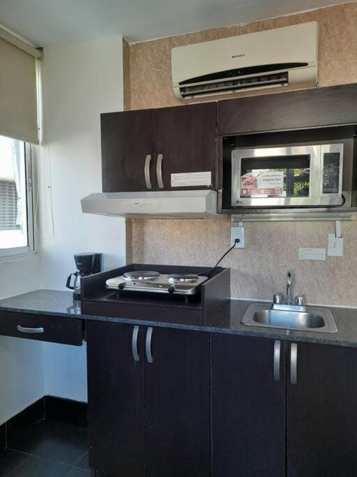 R.1107 Estudio ejecutivo, funcional y céntrico R Apartment in Panama City, Panama