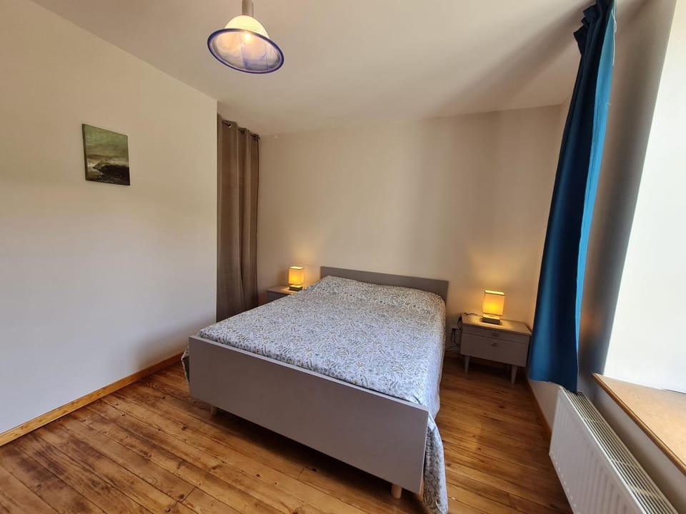 Gîte cosy face au parc des Bosquets, avec parking, terrasse et à deux pas du château de Lunéville - FR-1-584-293 House in Grand Est