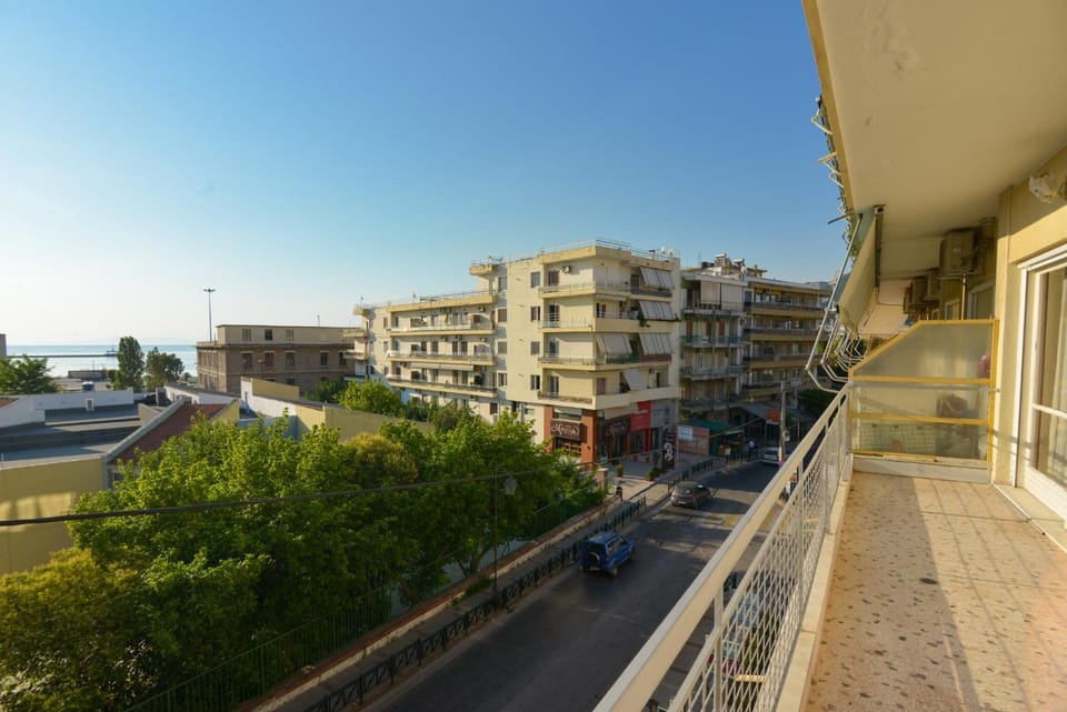 Property building, Street view