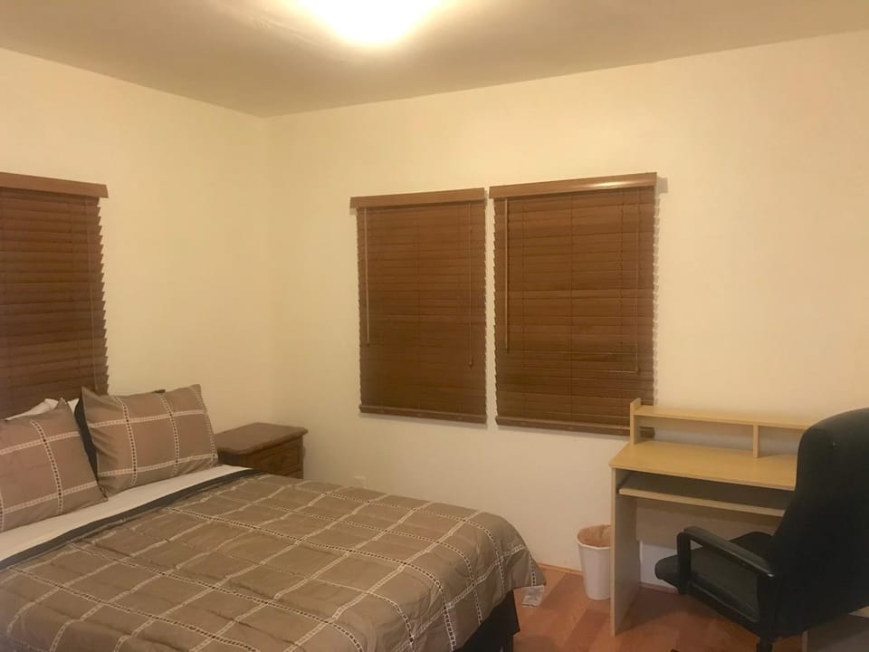 House Rooms & RV Rooms Near LAX Vacation rental in Westmont