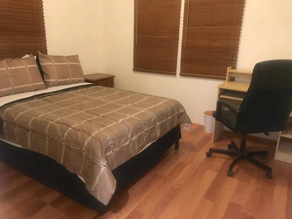 House Rooms & RV Rooms Near LAX Vacation rental in Westmont