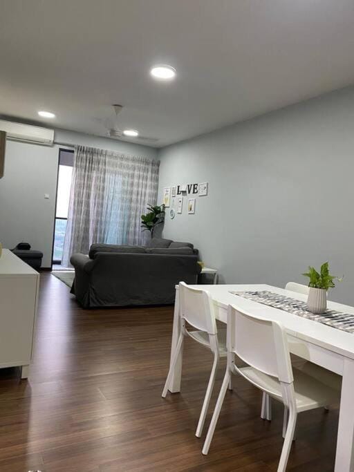 Family friendly multiple Parking 3bedroom apartment Apartment in Negeri Sembilan, Malaysia