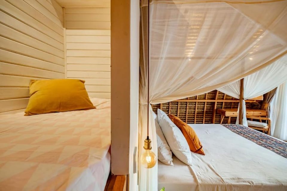 Bed, Bedroom