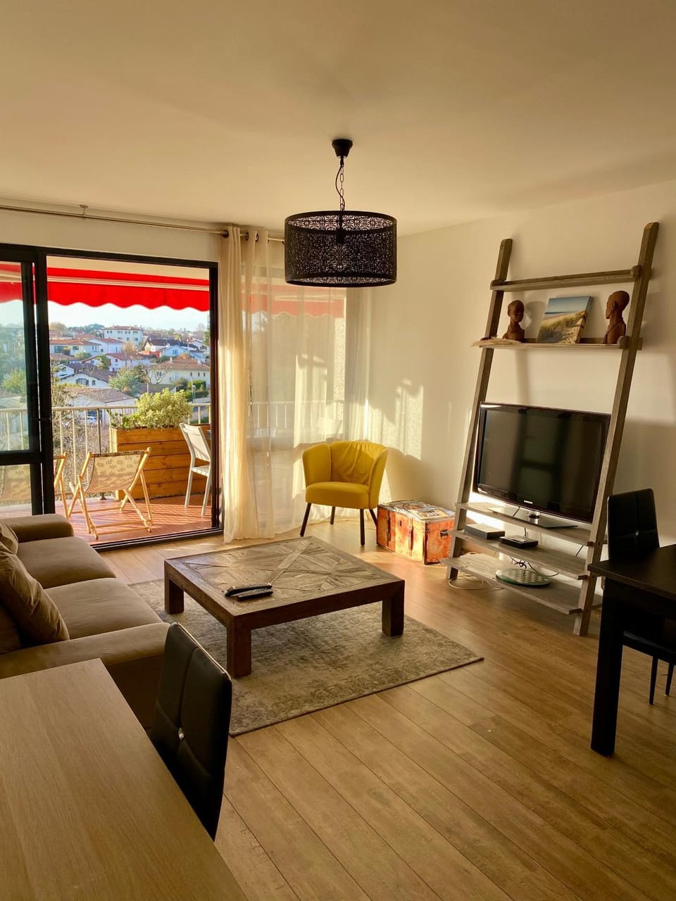 TV and multimedia, Living room