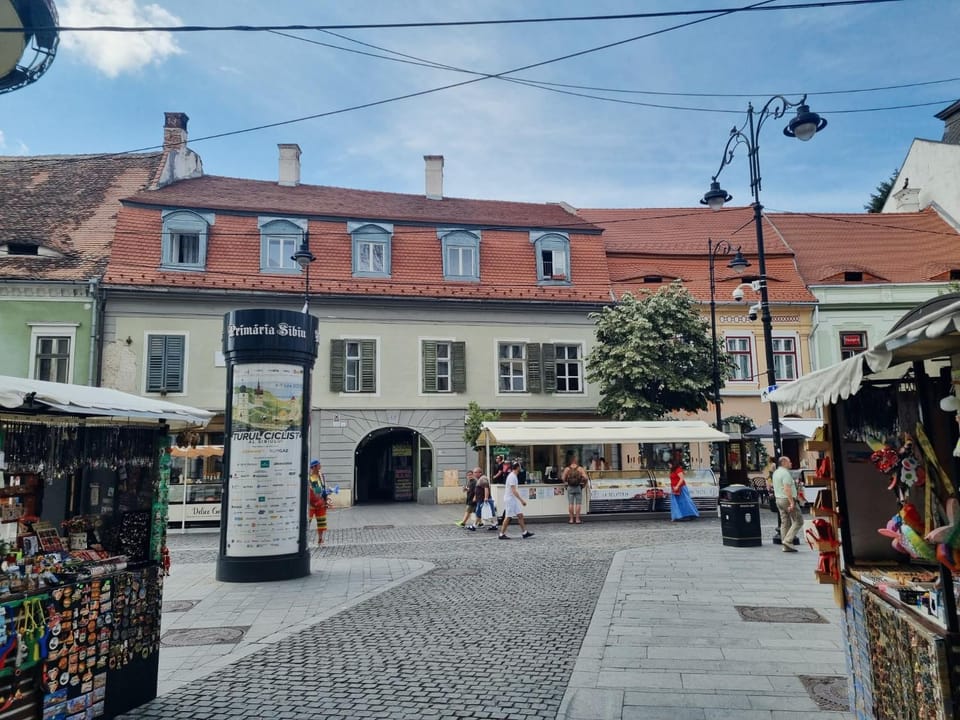 Property building, Day, Street view