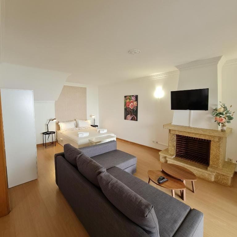 Kubata Hill Bed and Breakfast in Lisbon District