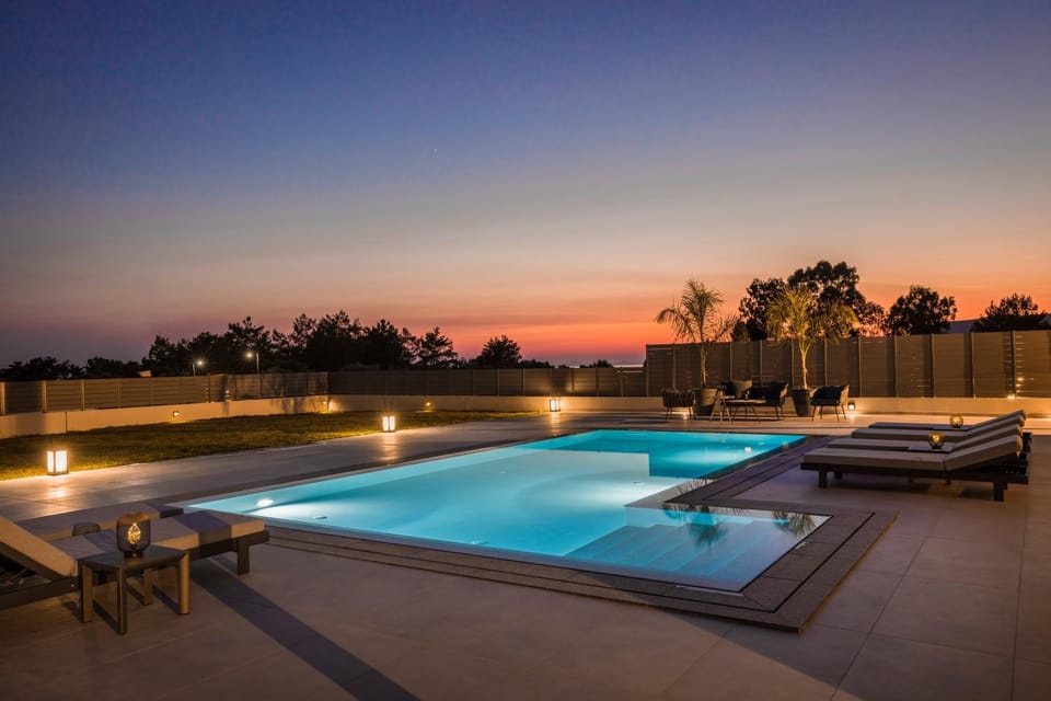 Pool view, Swimming pool, Sunset