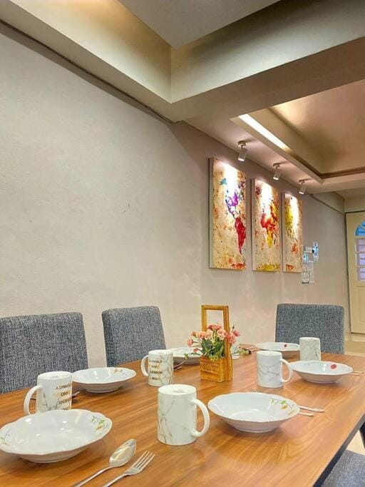 Modern Stylish Double Storey 5Room 9Pax @Icon city House in Penang
