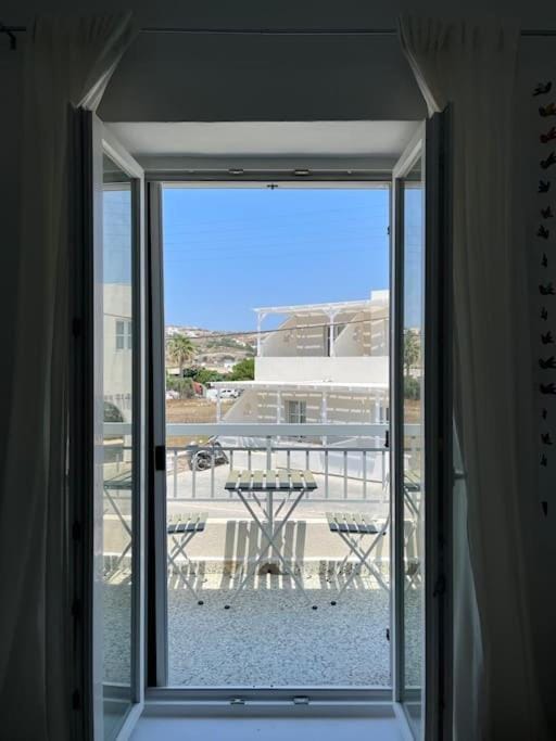 PSH Louloudenia Apartment in Milos