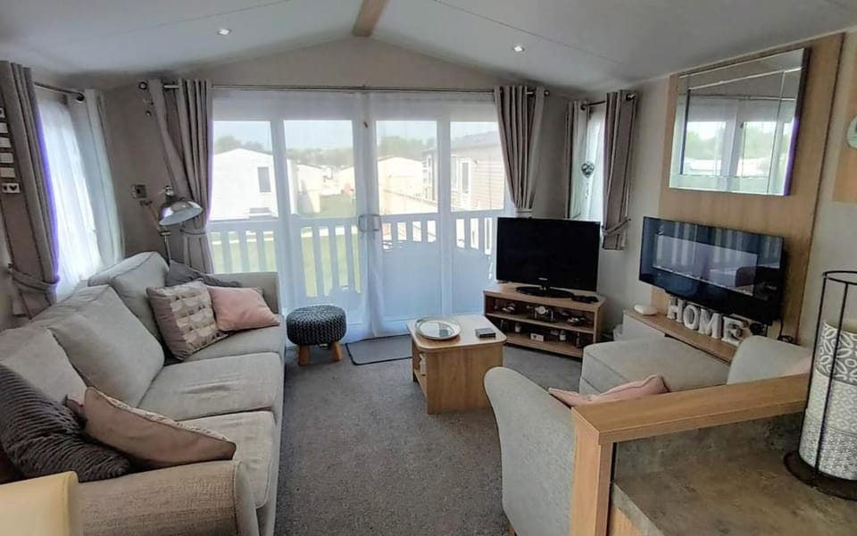 TV and multimedia, Living room, Photo of the whole room