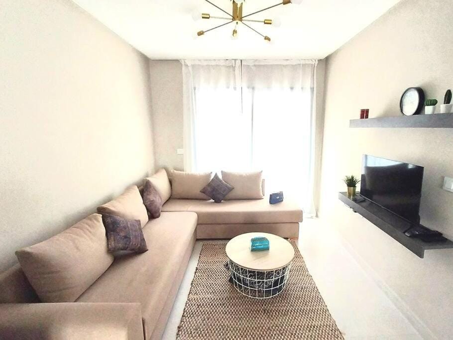 Communal lounge/ TV room, TV and multimedia, Living room