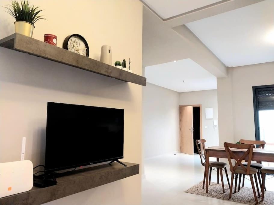 Communal lounge/ TV room, TV and multimedia, Living room