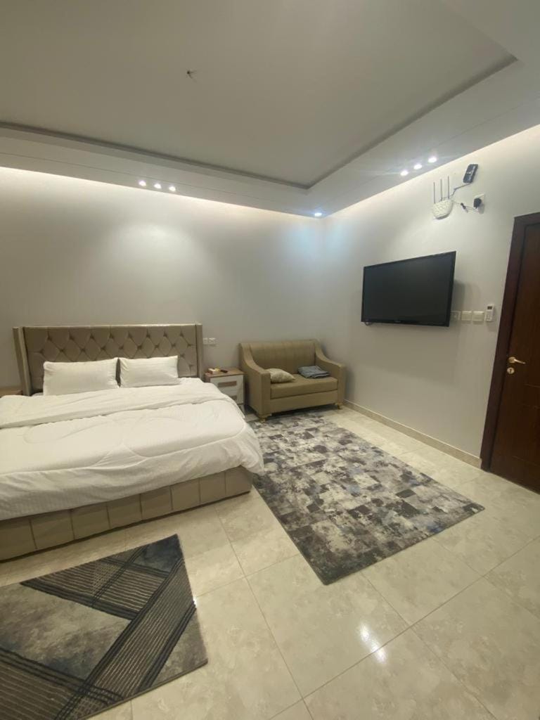 Bed, TV and multimedia, Photo of the whole room, Seating area