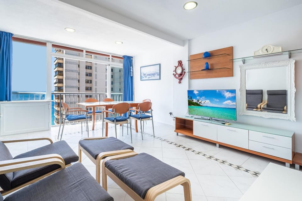 TV and multimedia, Living room, Dining area