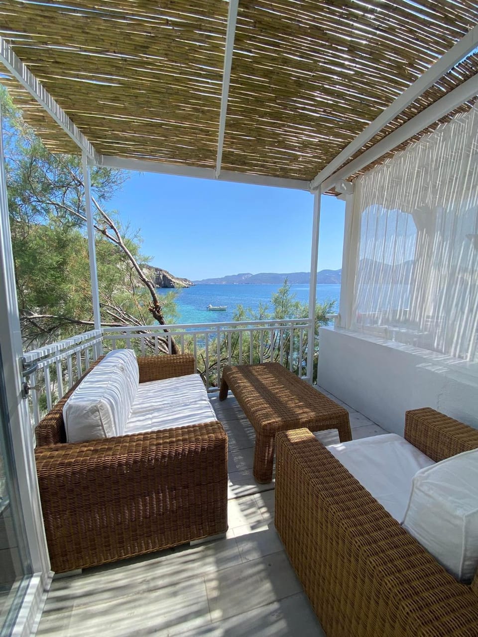 Day, Natural landscape, View (from property/room), Balcony/Terrace, Balcony/Terrace, Seating area, Mountain view, Sea view