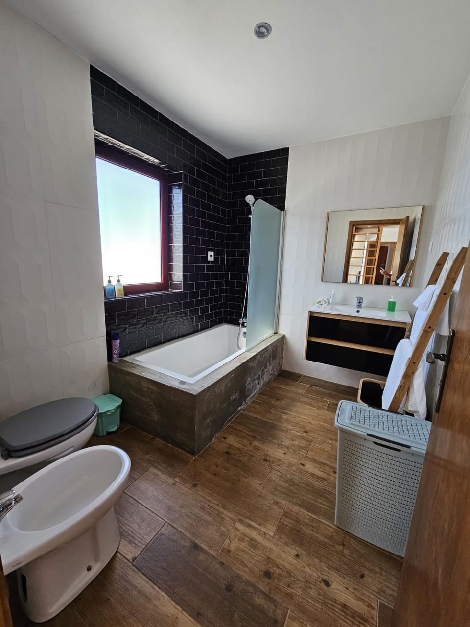 Toilet, Bathroom, Bath, towels
