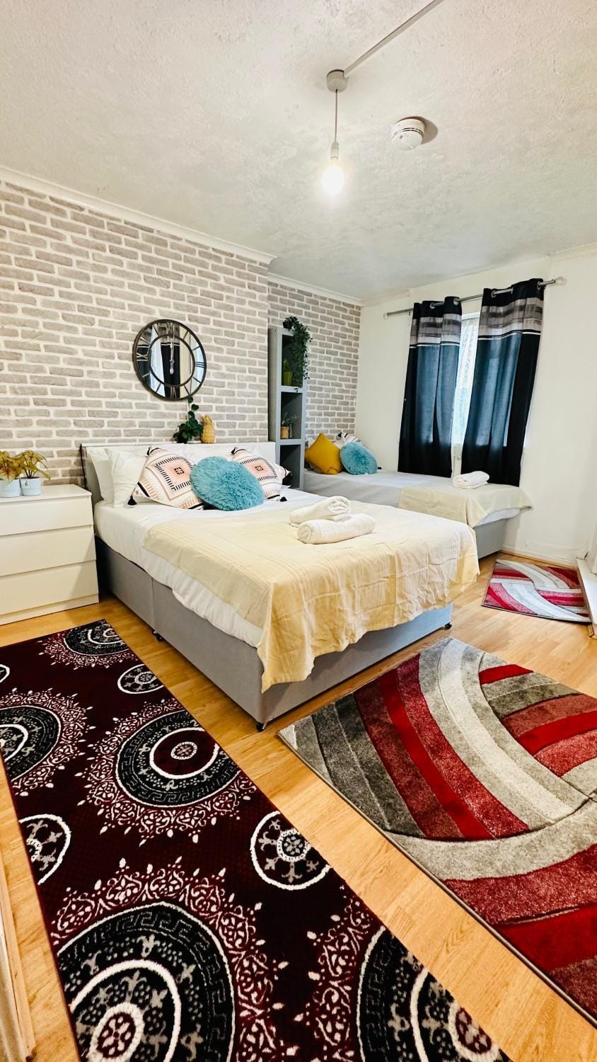Whites Inn Bed and Breakfast in London