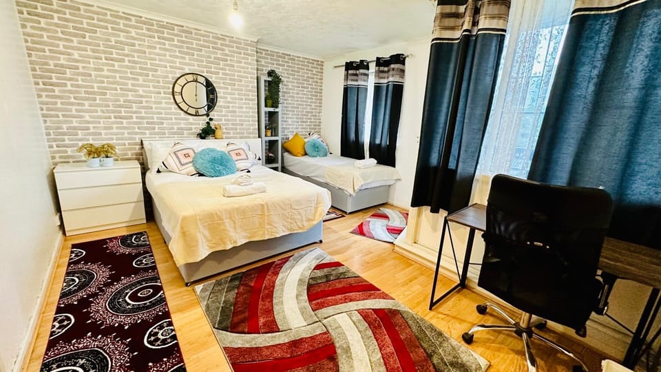 Whites Inn Bed and Breakfast in London