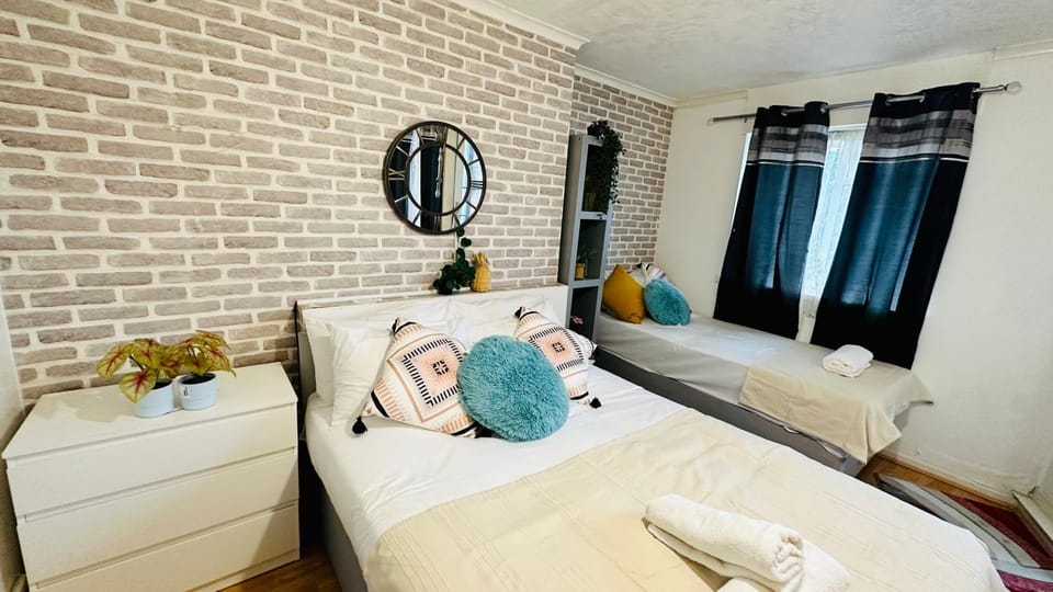 Whites Inn Bed and Breakfast in London