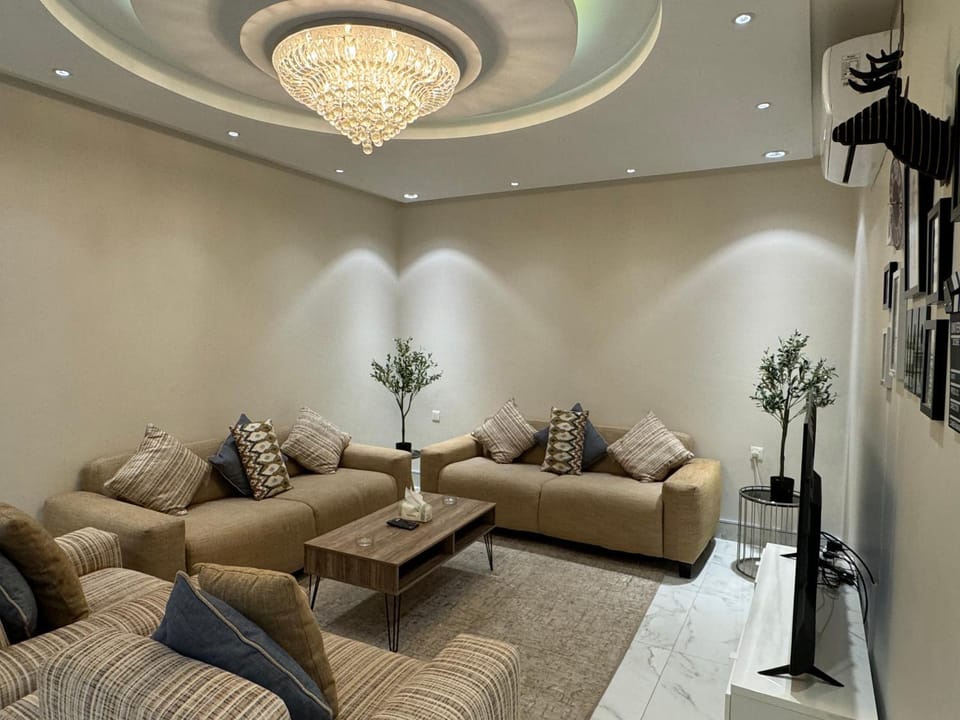 شقة فاخرة غرفة وصالة النرجس ١٦ Apartment in Riyadh
