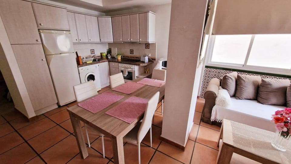 Apartamento 1°linea playa Apartment in Estepona