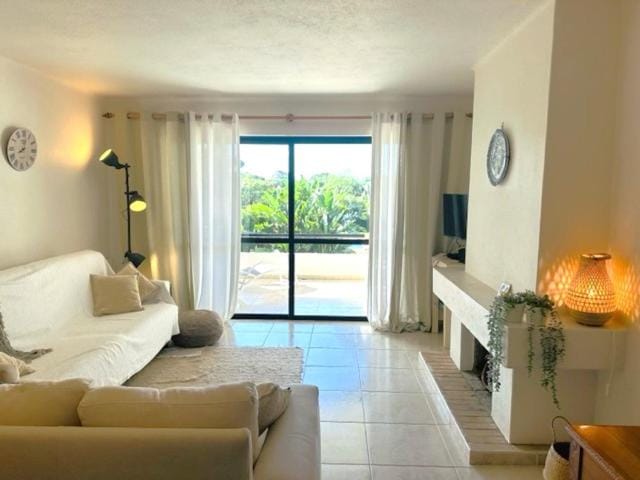Solar Dos Pinheiros Apartment in Quarteira