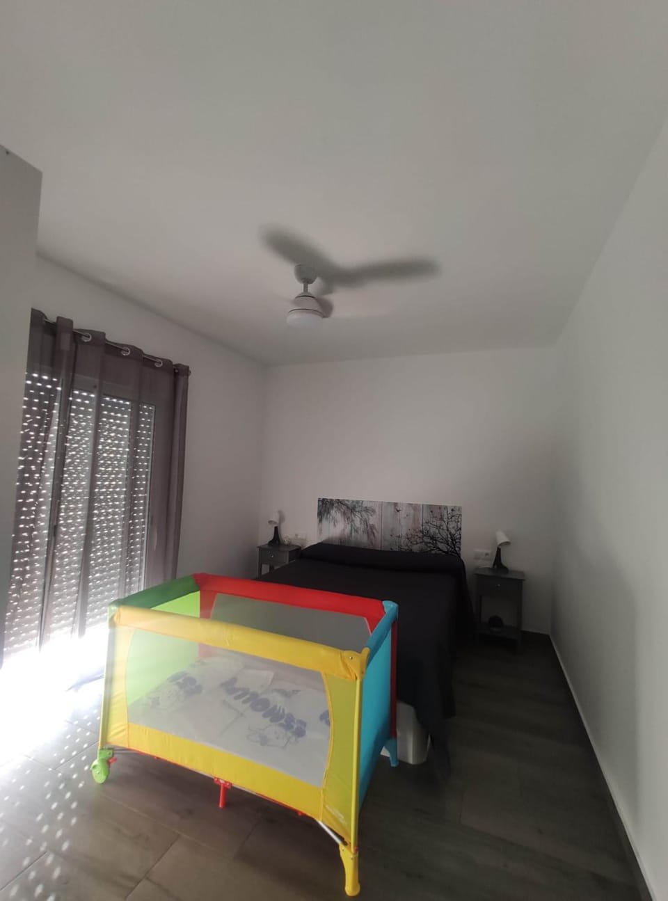 Bedroom, cot
