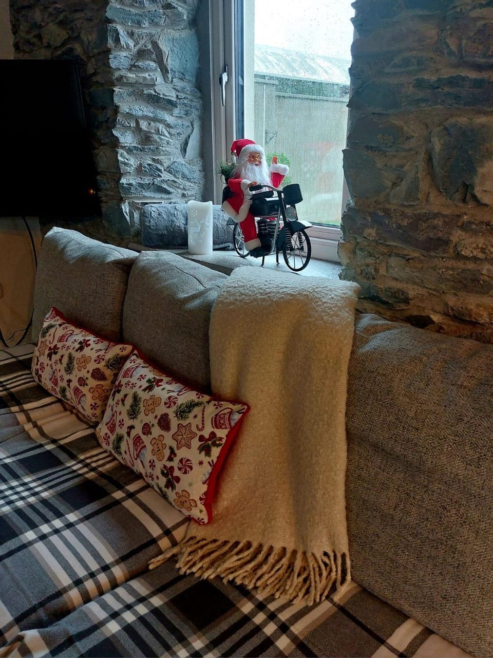 Killarney Old School Road sleeps 6 House in County Kerry
