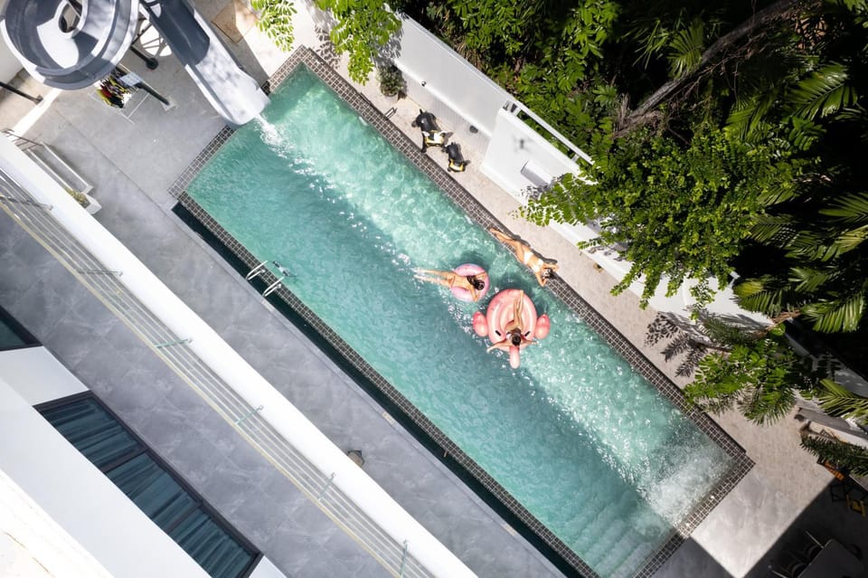 Swimming pool