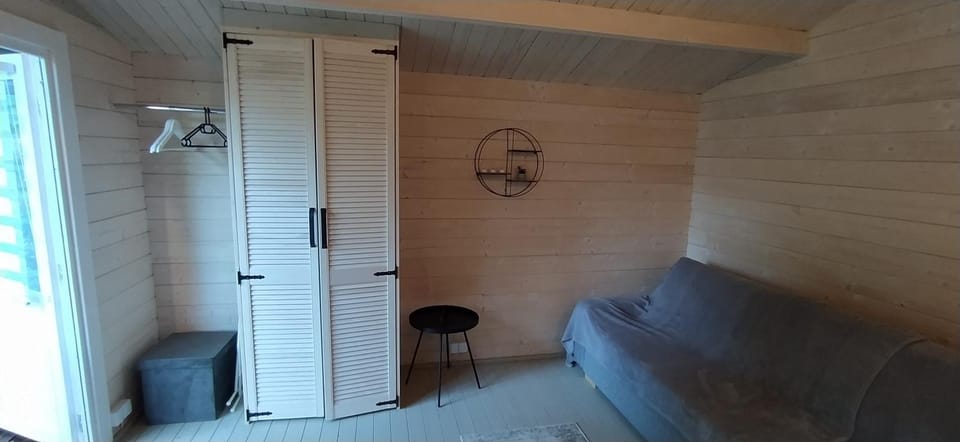 Living room, Seating area, wardrobe