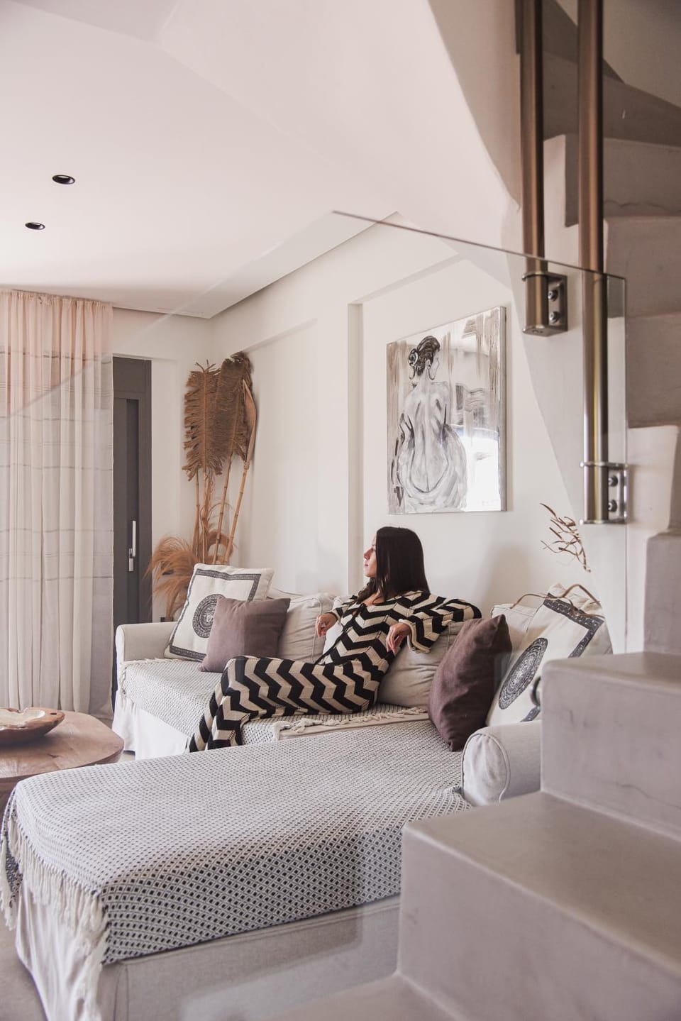 Living room, Photo of the whole room