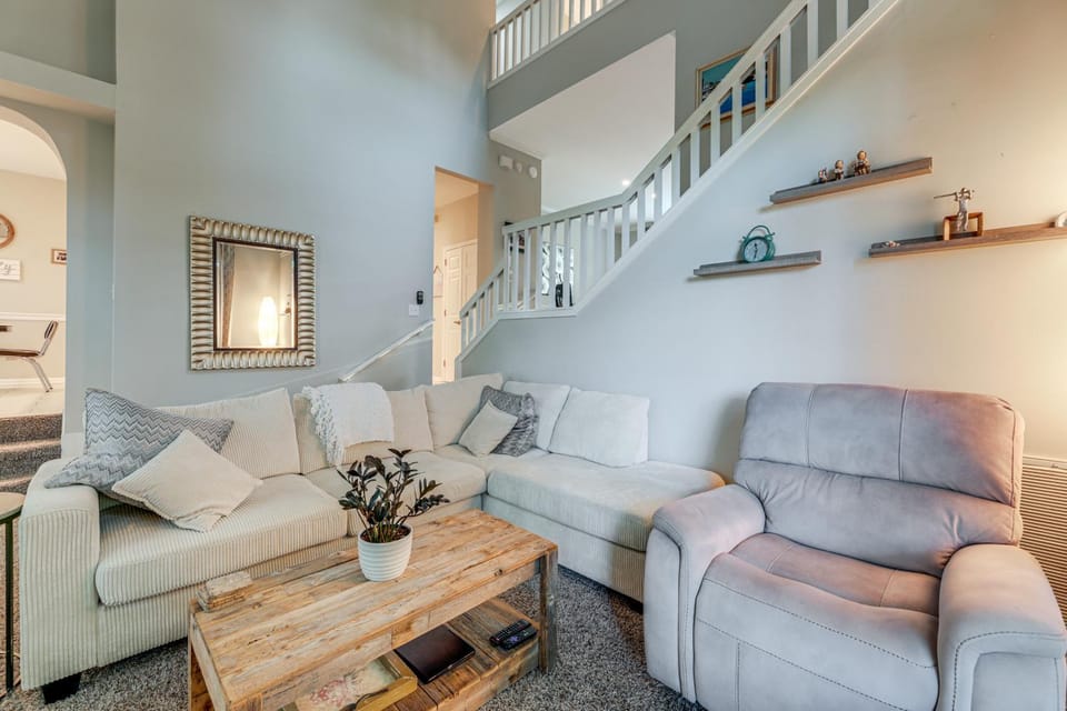 Family Home w/ Deck: 12 Mi to Downtown Nashville! House in Brentwood