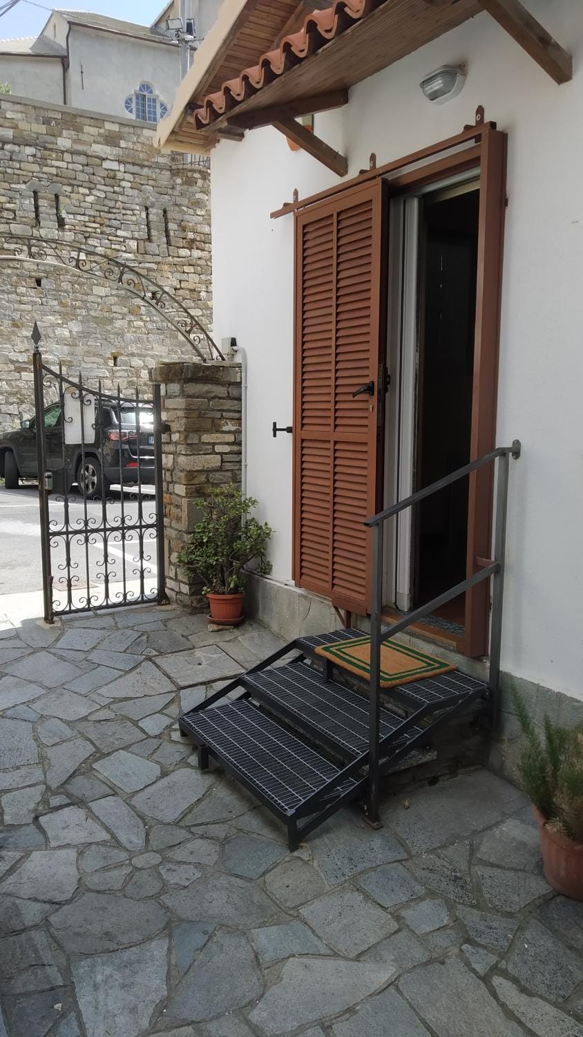 Property building, Facade/entrance