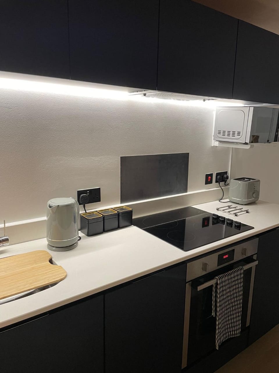 Kitchen or kitchenette, minibar, pet friendly, stove, toaster