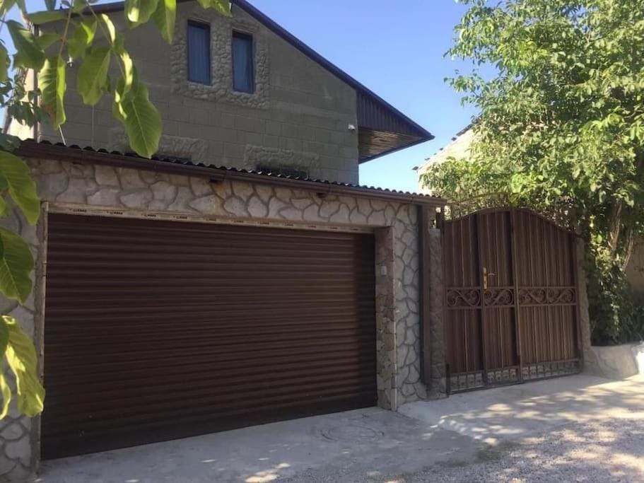 Garden House Villa in Armenia