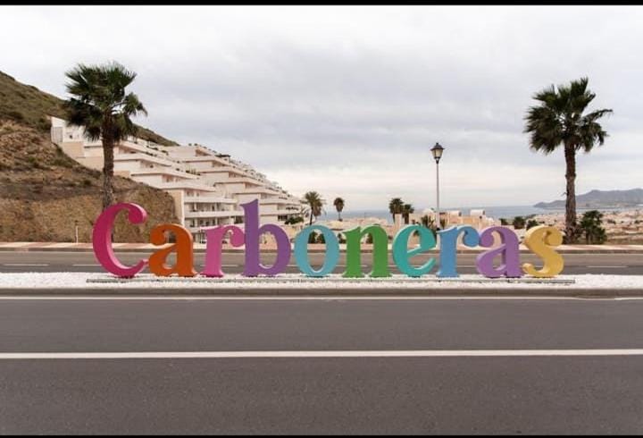 Beach, Street view