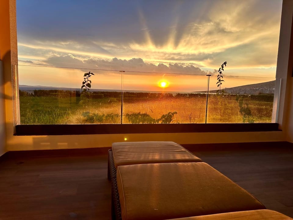 Seating area, Sunset