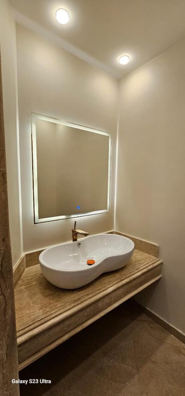 VIP Nile Tower Apartment in Cairo Governorate