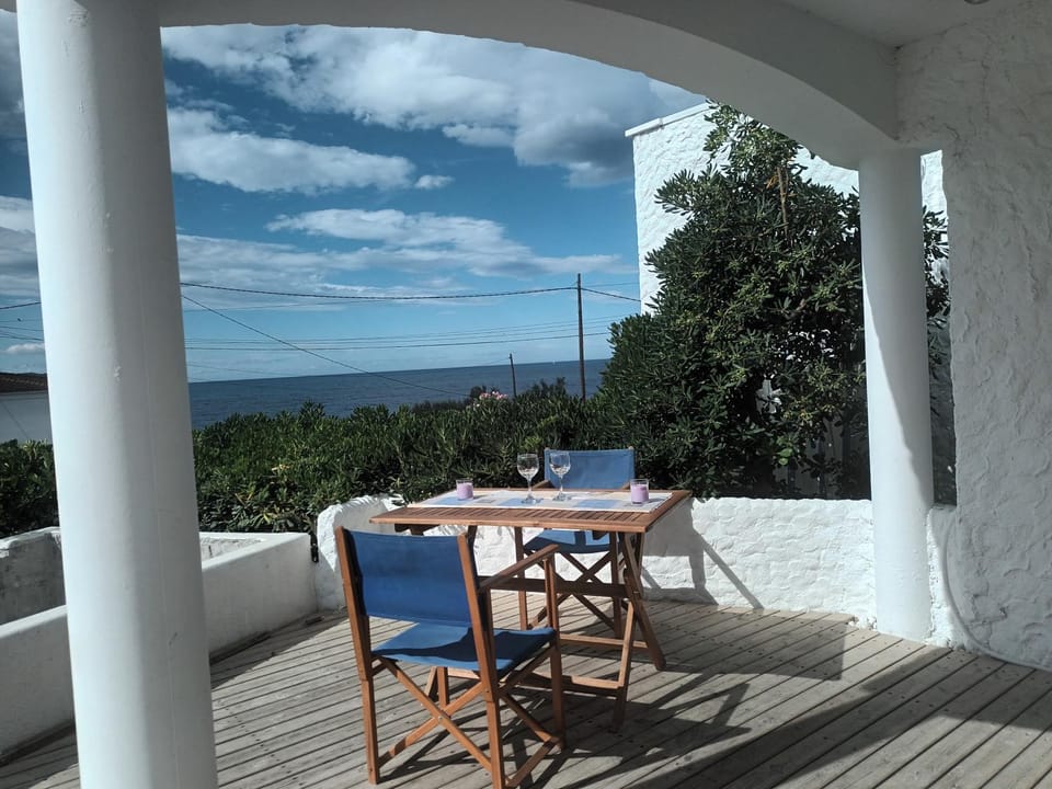 Day, Natural landscape, Summer, View (from property/room), Balcony/Terrace, Pool view, Sea view, Swimming pool